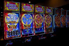 Tampilan permainan kasino live dealer halototo